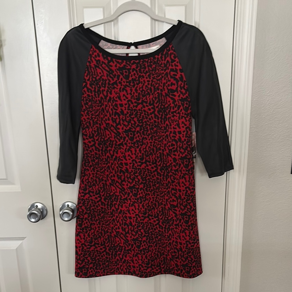 Marilyn Monroe Red Casual Sheath Dress with Crew Neck